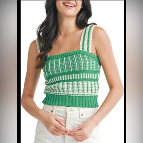 NWOT Woman's Lush Pink & White Stripe Sweater Tank Top. Size Small - Picture 2 of 6